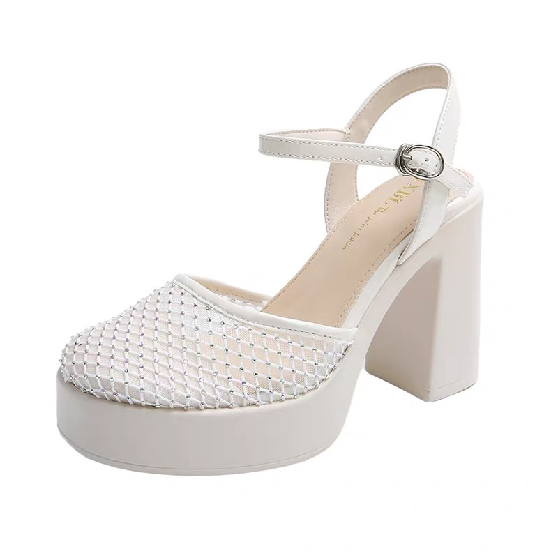 👠🕶️👜🎒…giày lưới đá nâng đế