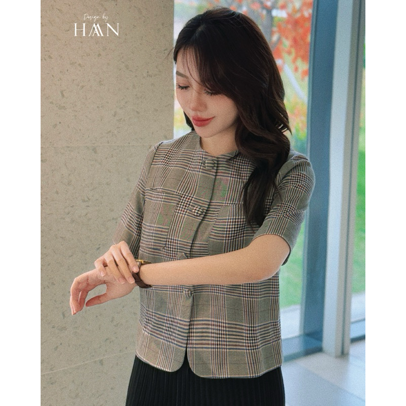 Áo Sơ Mi Nữ Tay Ngắn Cổ Tròn Có Túi Dáng Ngắn Chất Liệu Cao Cấp Mềm Mát, Sơ Mi Nữ Công Sở Trẻ TRung SM79