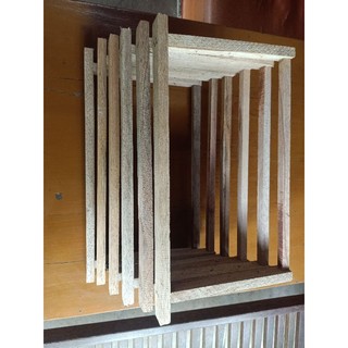 10 cầu nuôi ong ngoại  sầu riêng KT 48,5*23*2,7cm