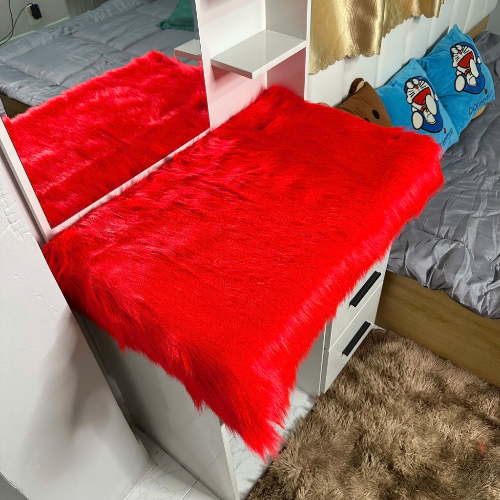 Thảm lông sợi lông dài - Thảm lông màu đỏ decor - Thảm lông lót kệ tủ