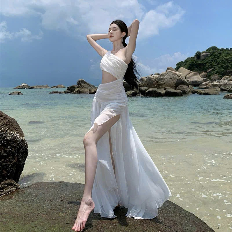Đầm Maxi Đi Biển Hai Màu Đỏ Trắng – Khoét Eo Gợi Cảm, Sang Chảnh, Tôn Vòng Eo, Dáng Dài Bay Bổng, Phong Cách Nữ Tính