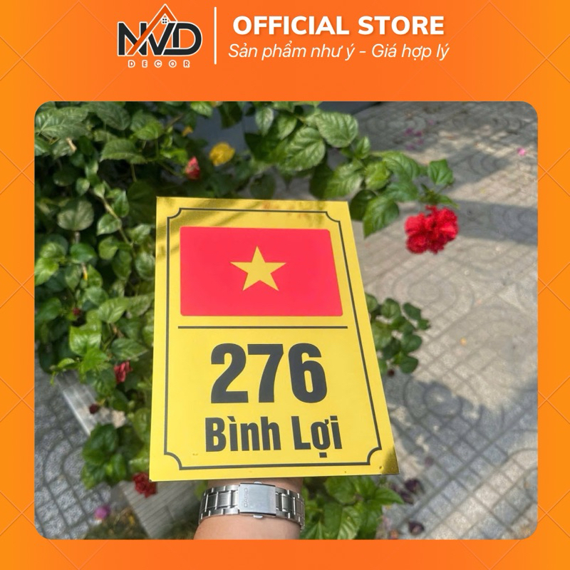 Biển số nhà ( làm theo yêu cầu) có ảnh cờ tổ quốc. chất liệu gương vàng + số nổi
