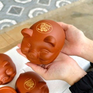 Thố heo đất nướng hàu độc đáo