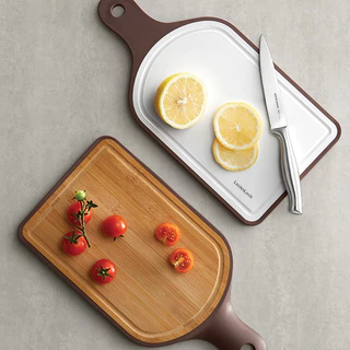 Thớt 2 mặt kháng khuẩn LocknLock 2 In 1 Reversible cutting board CKD031 mặt tre và mặt nhựa