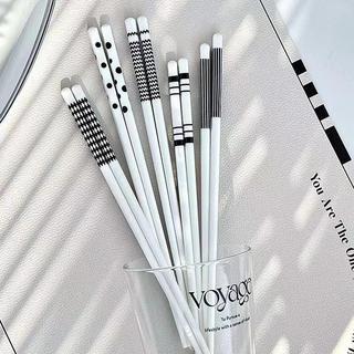 [f]Set đũa ăn gốm sứ cao cấp chịu nhiệt tốt họa tiết cực xinh kèm hộp sang xịn