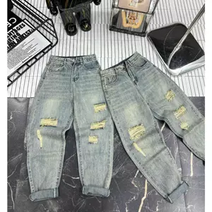 Quần Jean Baggy Nữ Rách Nhẹ Túi Sau Thêu 316 - 317