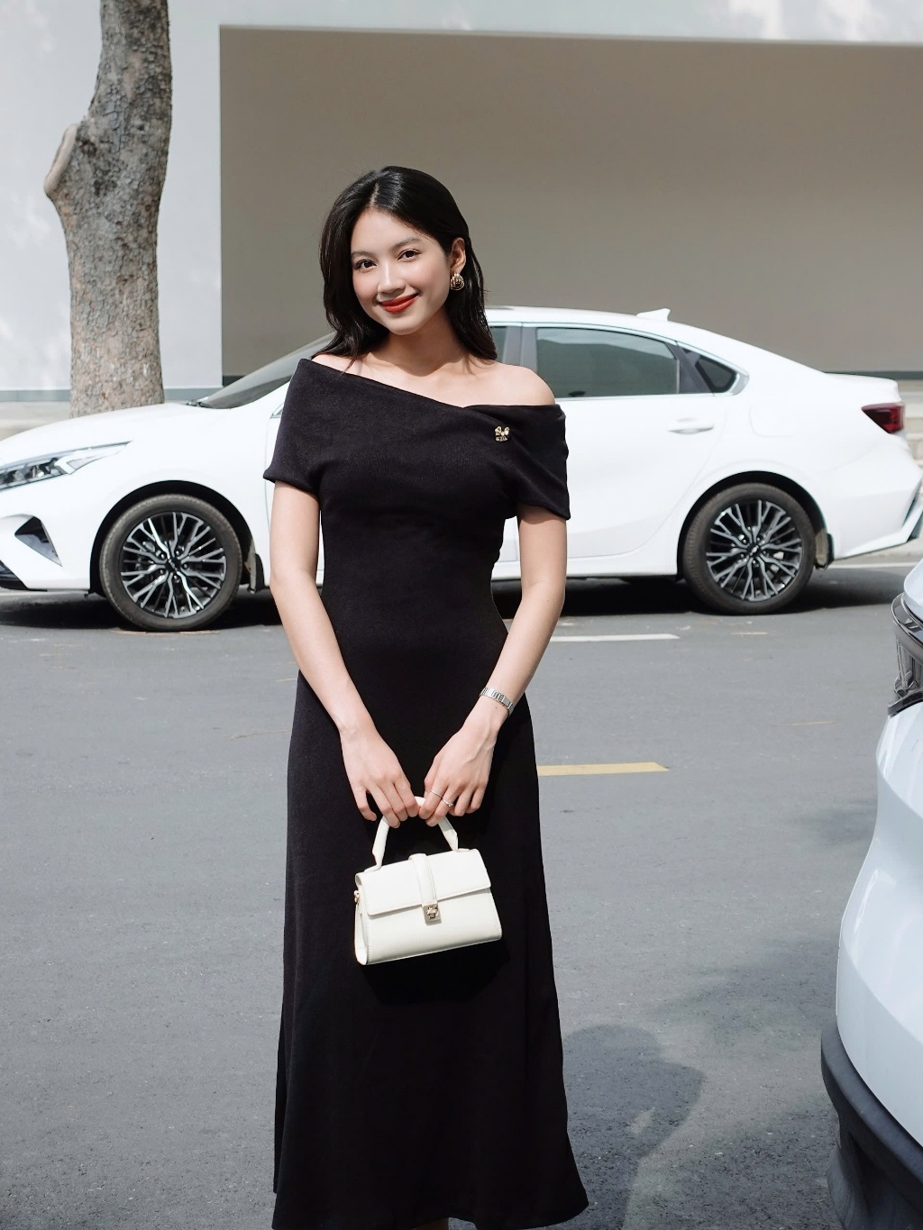Ảnh Đầm Nữ Trễ Vai Ôm Body Dáng Dài Dự Tiệc - YONRI DRESS - GOÛT DE JUN 3