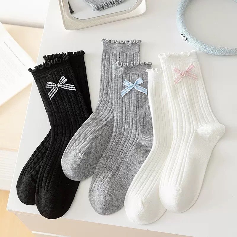 Vớ Tất nữ thêu nổi hình Nơ 3 màu cổ nhún siêu dễ thương, xinh xắn