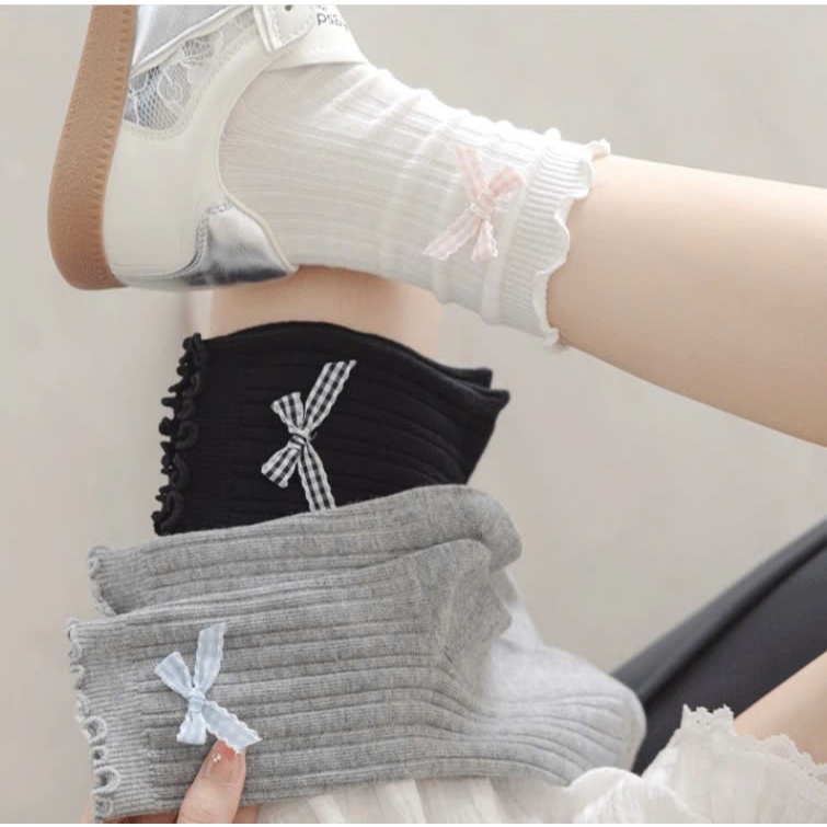 Vớ Tất nữ thêu nổi hình Nơ 3 màu cổ nhún siêu dễ thương, xinh xắn
