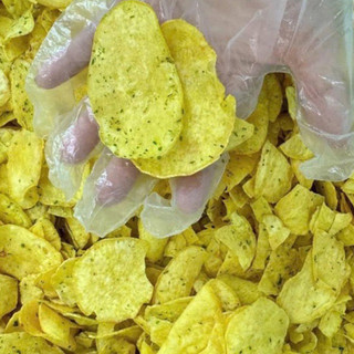 THUYTIENFOOD Khoai Lang Sấy Mắm Hành – Snack Ăn Vặt Giòn Ngon – Vị Mặn Ngọt Béo Bùi – Túi 200gr/500gr