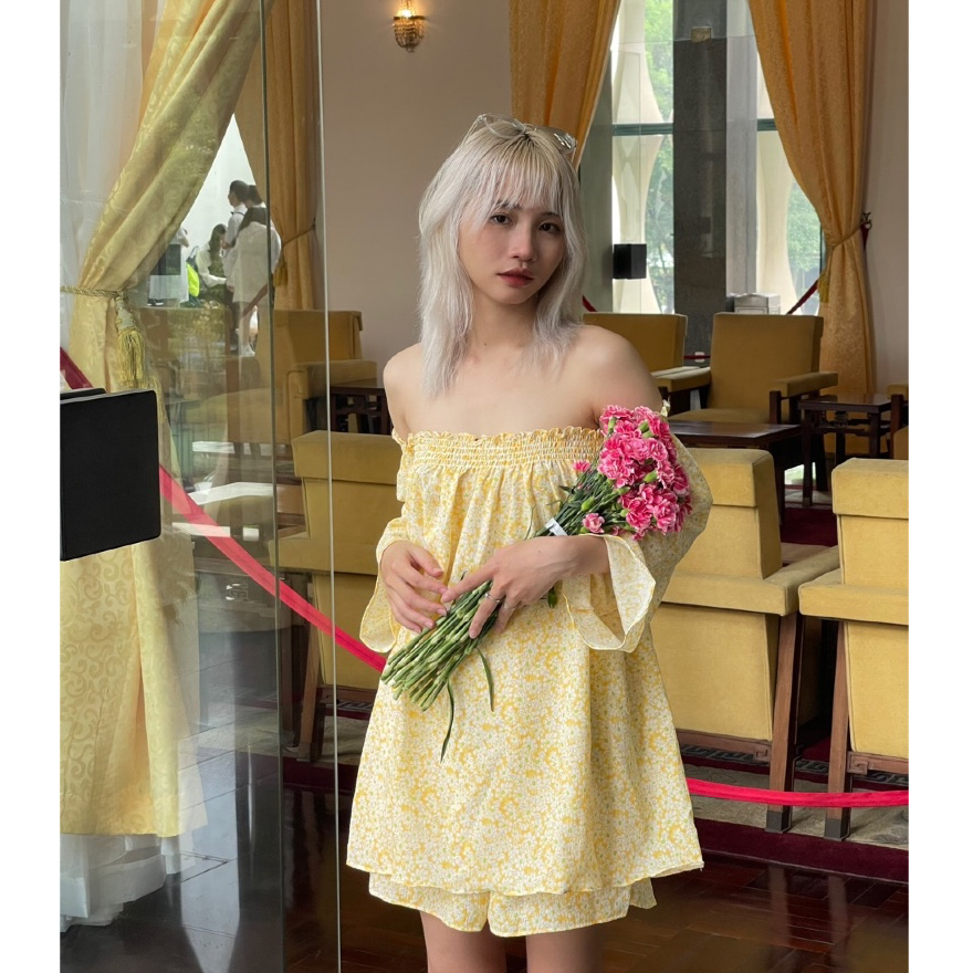 Set áo babydoll trễ vai hoa nhí tay dài