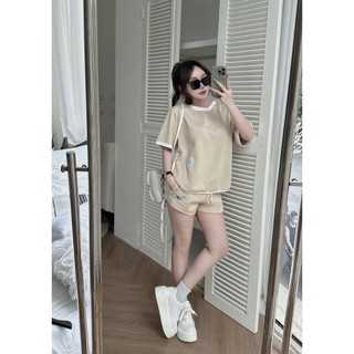 Set Bộ Đồ Nữ THOM Áo Phông Sọc Eo Phối Màu Lé Viền Lượn Gấu Mix Quần Sooc Đùi Thêu Logo Cún Freesize