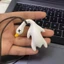 Móc Khóa Hình Vịt Đổi Màu Khi Gặp Ánh Nắng