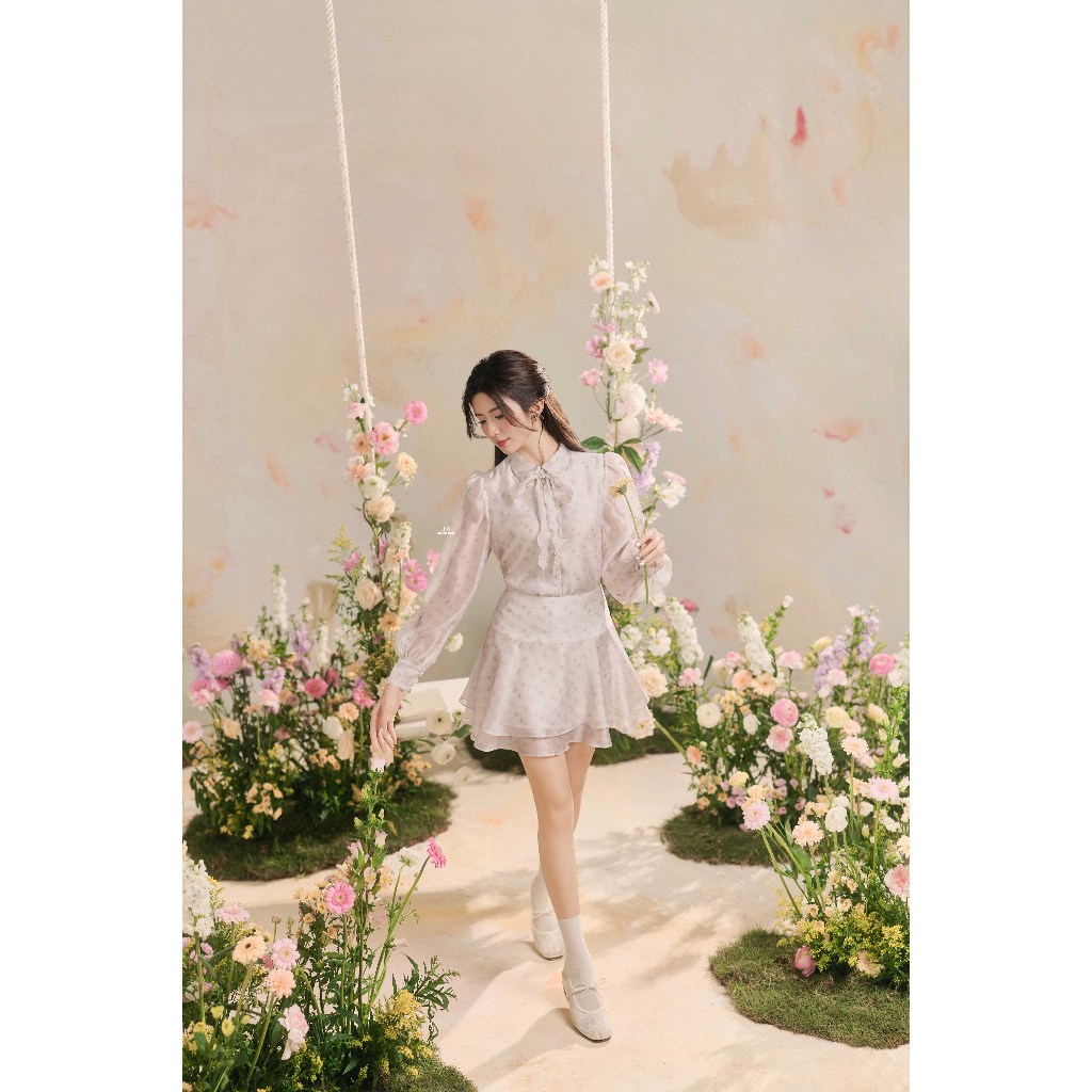 Ảnh Set Áo sơ mi cổ đức tròn đính nơ họa tiết 2R05.2503OG, Chân váy pattern đổ hai tầng họa tiết 4R02.2503OG, set đồ nữ JM 2
