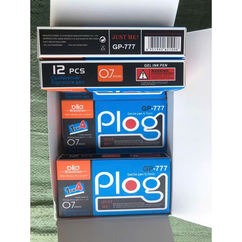 Hộp 12 chiếc Bút Bi Gel nước ngòi 0.7mm GP-777