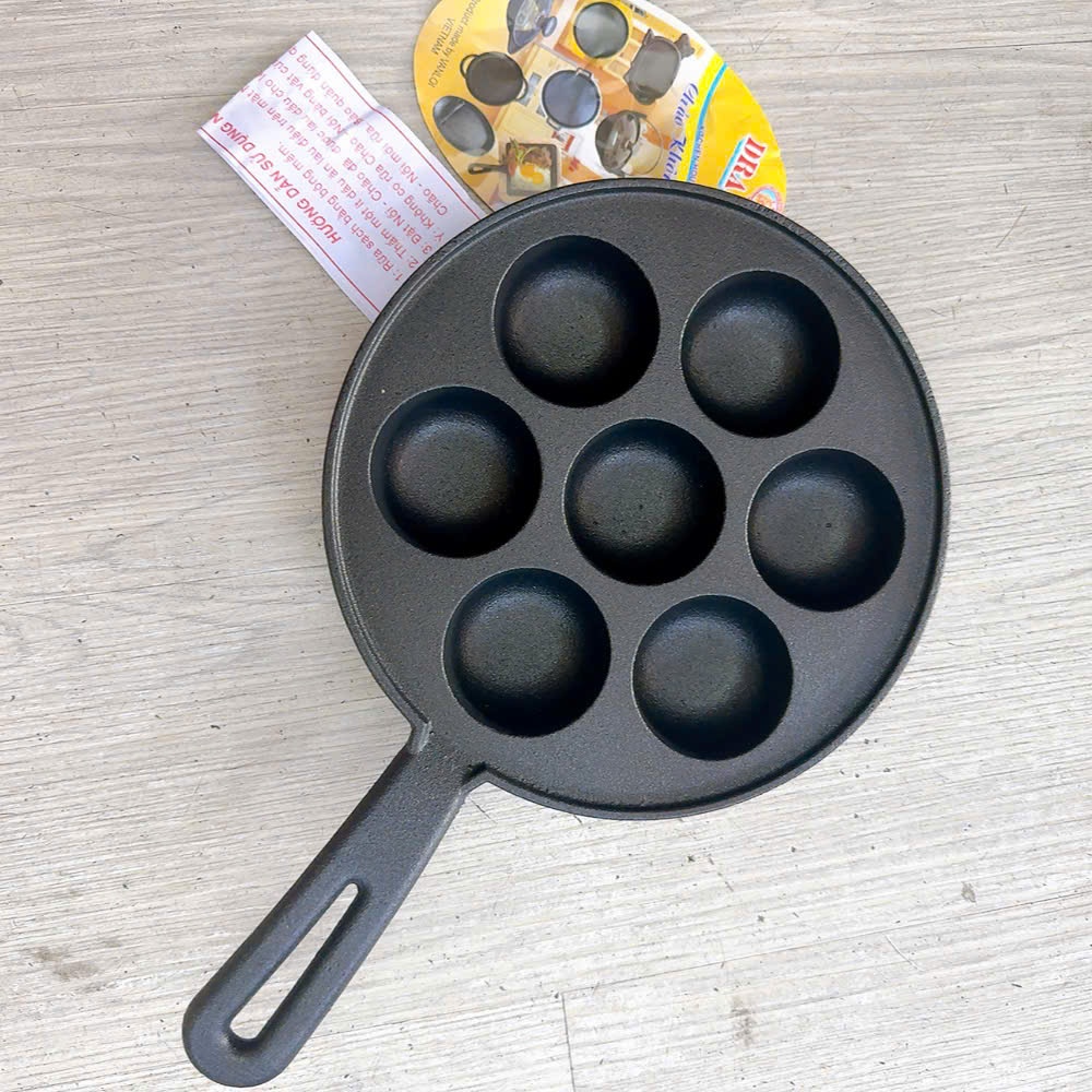 Khuôn đổ bánh khọt (loại 7 -9lỗ) dùng để đổ bánh khọt bằng gang chống dính, nắp kính dùng được bếp từ