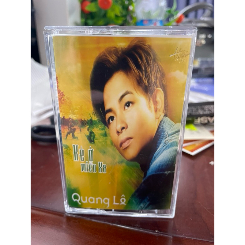 Băng Cassette Ke O Mien Xa - Quang Le