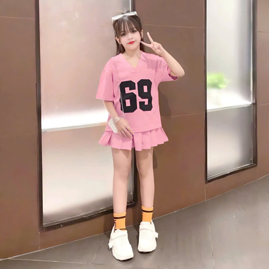 14-45kg. Váy bé gái.Sét chân váy xếp ly có lót váy in số 69 chất vải cotton mềm mịn thấm hút mồ hôi. VS002