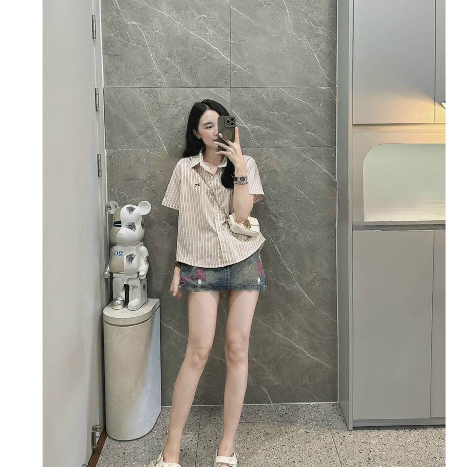 áo sơ mi nữ kẻ sọc cộc tay thêu nơ Gemy_official , áo sơ mi cộc tay kẻ sọc thêu nữ phong cách tối giản hàn quốc (A142)