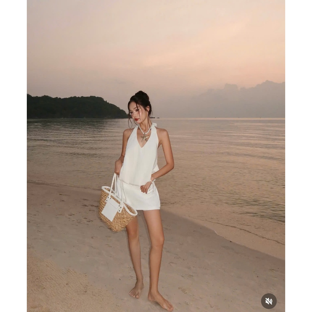 Áo Cổ Yếm Cột Dây Trắng Hở Lưng SISON TOP Đi Biển Dáng Bí Phi Lụa Mềm SAN Clothings - P116