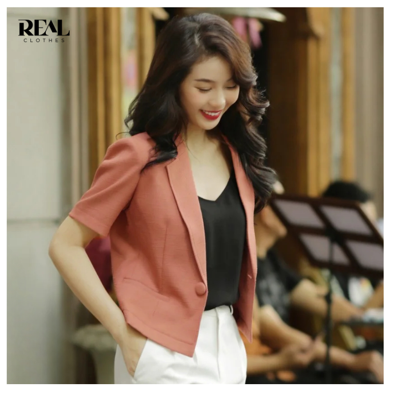 Blazer tay ngắn dáng suông lửng 48cm REAL CLOTHES (tổng hợp màu), vải bố mềm ít nhăn