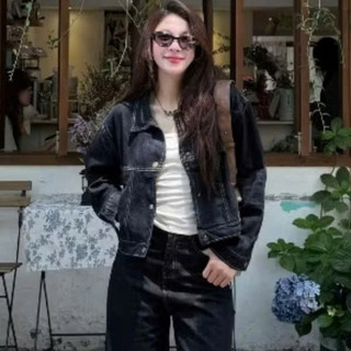 Áo Khoác Jeans Croptop Nữ Dáng Lửng Bò Xanh Chỉ Nổi ADemin7867