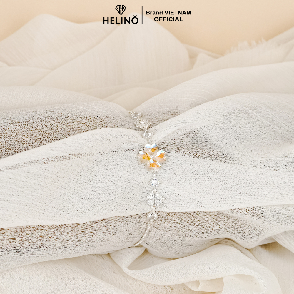 Ảnh Lắc tay bạc nữ HELINO dây rút Cỏ bốn lá đính đá Moonstone đổi màu cao cấp trang sức lấp lánh V38 1
