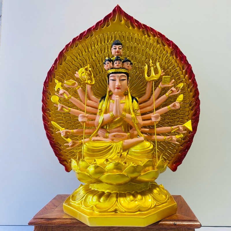 Tượng Thiên Thủ Thiên Nhãn.