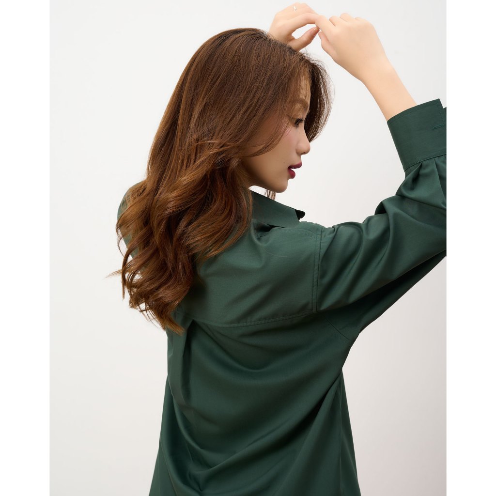 Ảnh Áo sơ mi nữ GILLEE dáng oversized, sơ mi form rộng vải kate lụa xanh rêu FAS291 4
