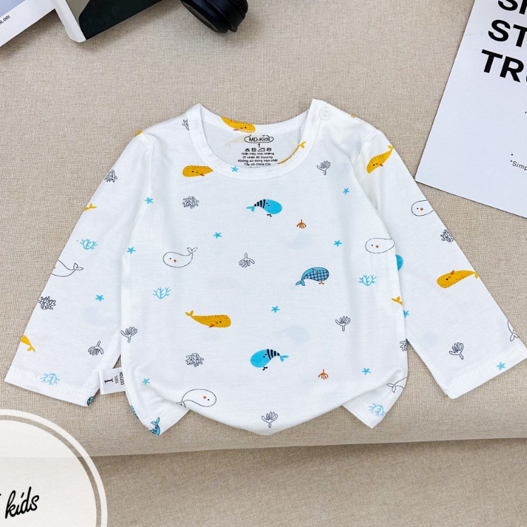 Áo dài tay chất thun lạnh nền trắng họa tiết thú đáng yêu, có cúc cài vai cho bé từ 4-14kg Saubabi