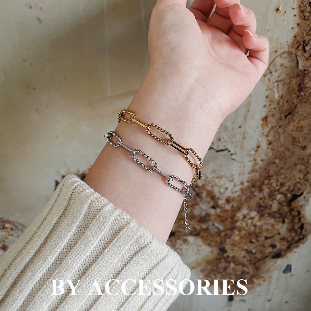 Lắc tay nữ unisex titan kiểu xích chữ nhật xoắn xen kẽ không gỉ WB2502
