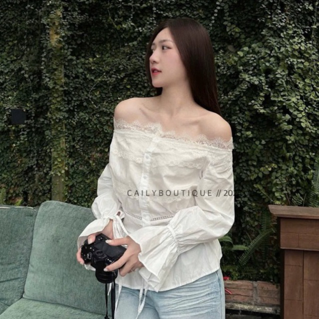 Áo sơmi trễ vai tay loe phối viền ren bèo cách điệu , Áo nữ hở vai cài khuy basic phong cách Hàn Quốc • MIU.STUDIO