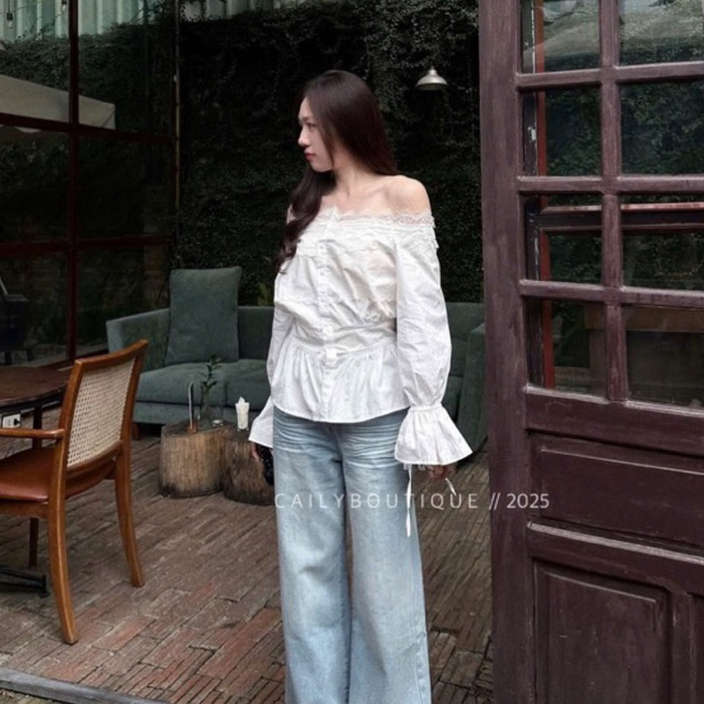 Áo sơmi trễ vai tay loe phối viền ren bèo cách điệu , Áo nữ hở vai cài khuy basic phong cách Hàn Quốc • MIU.STUDIO