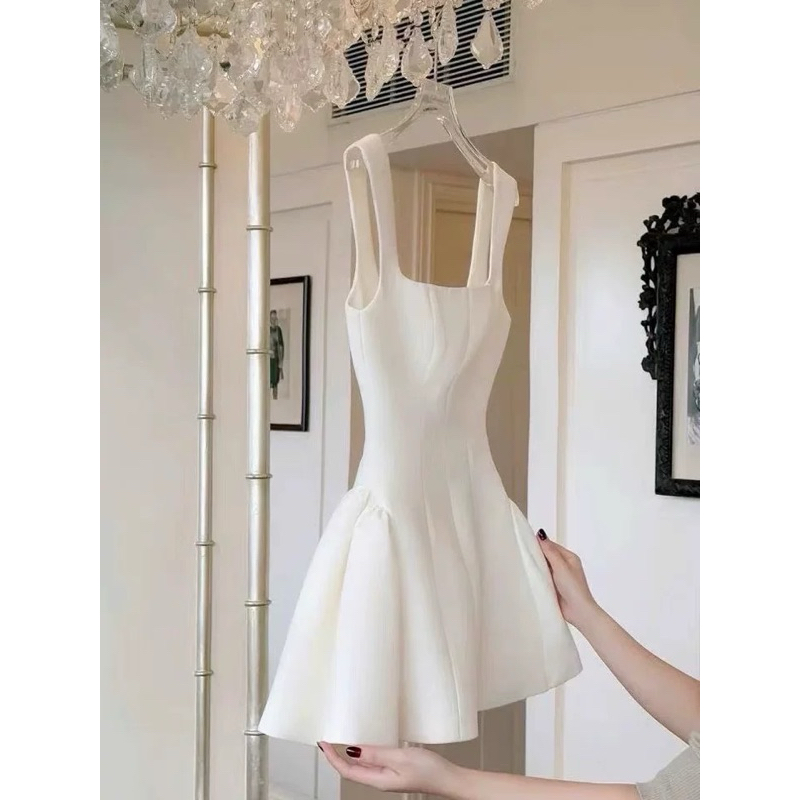 Đầm Cổ Vuông Xoè Ngắn Nữ Tính – Đầm Body Dạo Phố, Đi Tiệc, Du Lịch Cao Cấp [Có Quần Bảo Hộ]