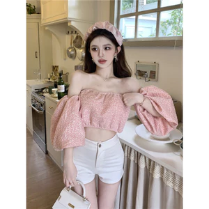 Áo Nữ Hồng Gấm Trễ Vai Tay Phồng | Áo Croptop Nữ Tôn Dáng Phong Cách Hàn Quốc | Size S M L – Có Sẵn