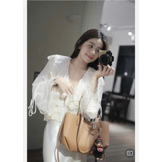 👑 Áo Sơ Mi Nữ Voan Ren Nhún Tầng Dáng Rộng Cổ V – Phong Cách Tiểu Thư Hàn Quốc, Tay Dài Bo Ren – SM019 👑