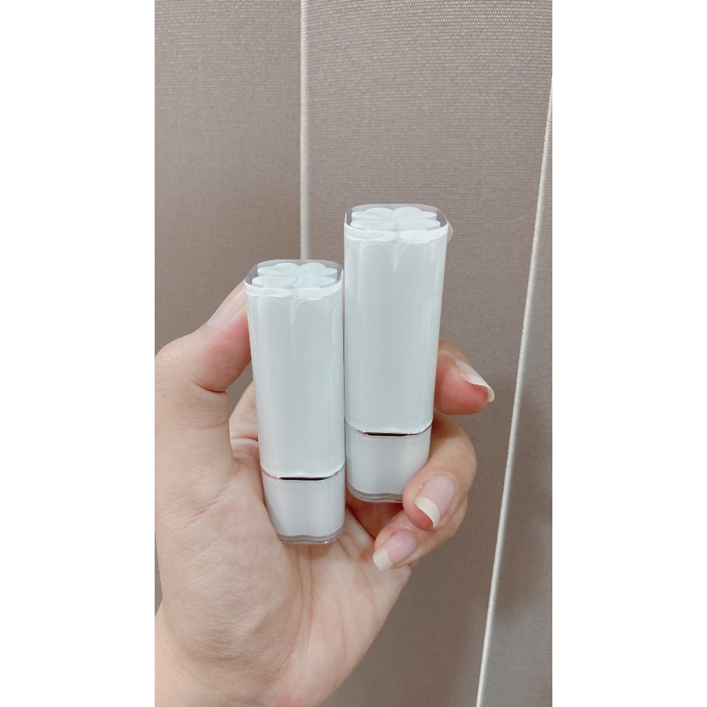 VỎ SON HANDMADE (CỎ 4 LÁ)
