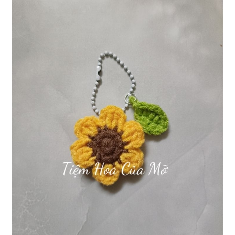 Móc Khoá Hoa Hướng Dương Nhỏ Xinh Bằng Len Handmade