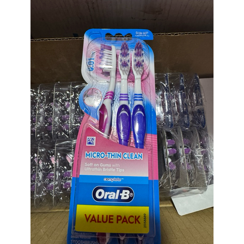 Bàn chải đánh răng siêu mềm Oral-B Micro Thin Clean ( mua 2 cây tặng 1cây) tổng 1 vỉ 3 cây