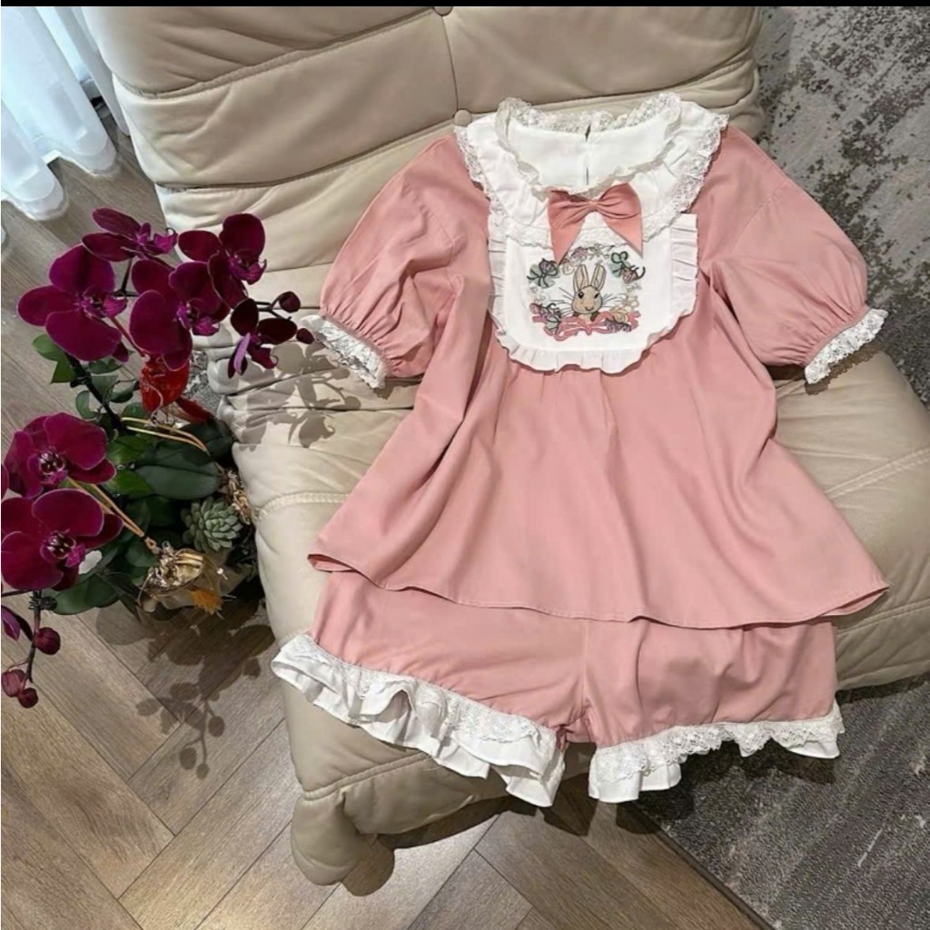 Set đồ ngủ nữ tay ngắn cổ ren họa tiết thỏ hồng pastel dễ thương, bộ pijama nữ mặc nhà  chất liệu cotton lụa HCOM25247