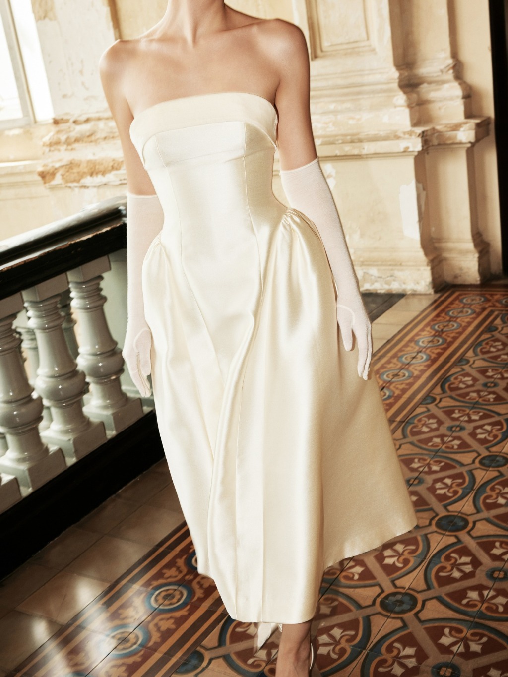 Ảnh Đầm taffeta phối nhung, quây cúp ngực Lucielle Dress HUONG BOUTIQUE HBV1332 3
