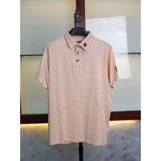 Áo golf hoạ tiết hình quả màu cam nhạt hình in sắc nét hoạ tiết nổi bật