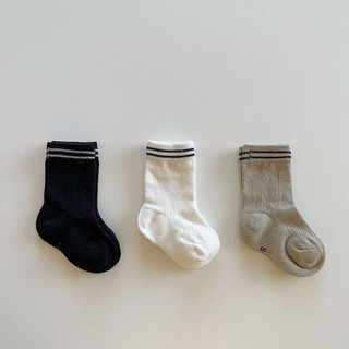 Set 3 đôi tất cao cổ chất cotton thoáng mát mềm mịn cho bé