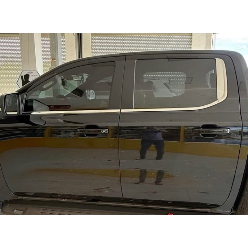 Nẹp chân kính xe Ford Ranger 2016-2026 inox sáng bóng (6 và 8 chi tiết)