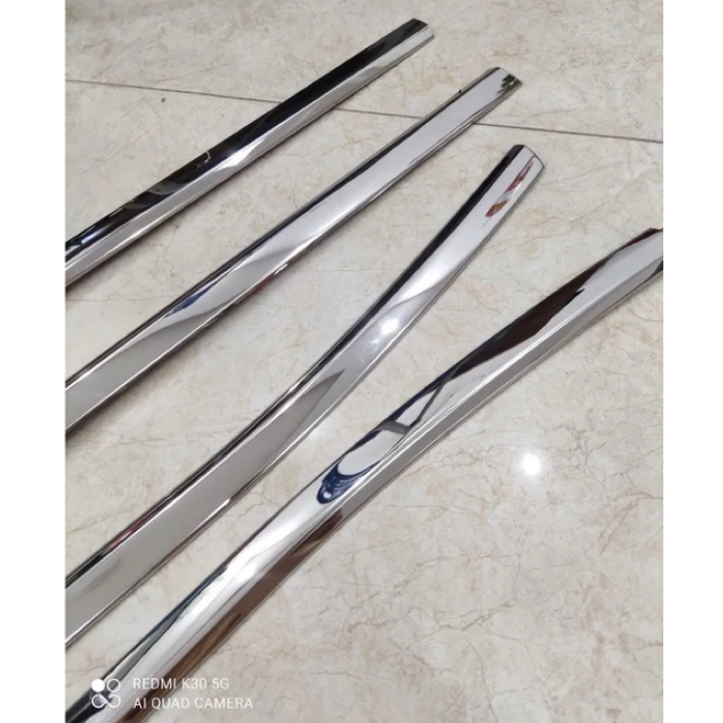 Nẹp chân kính xe Ford Ranger 2016-2026 inox sáng bóng (6 và 8 chi tiết)