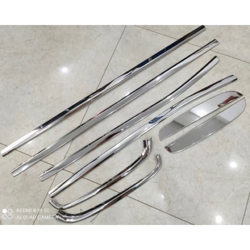 Nẹp chân kính xe Ford Ranger 2016-2026 inox sáng bóng (6 và 8 chi tiết)