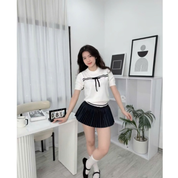 Áo Thun Nữ Freesize Nơ Ngực Phối Kẻ Đen Trắng - Thiết Kế Cổ Tròn Trẻ Trung Chuẩn Style Hàn Quốc HT01