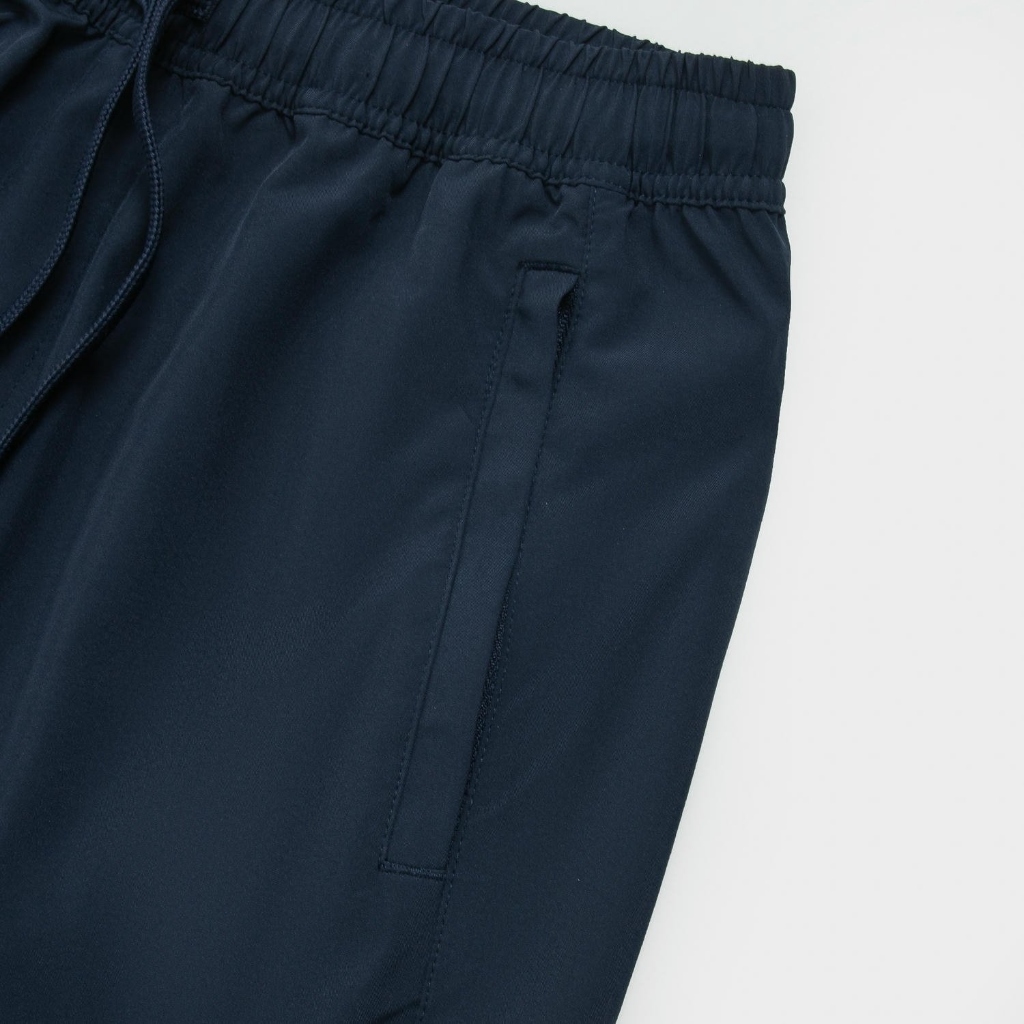 Ảnh Quần Short Thể Thao Nam Aristino Regular Fit ASO114AS3 bền màu, nhanh khô và ít thấm nước 2