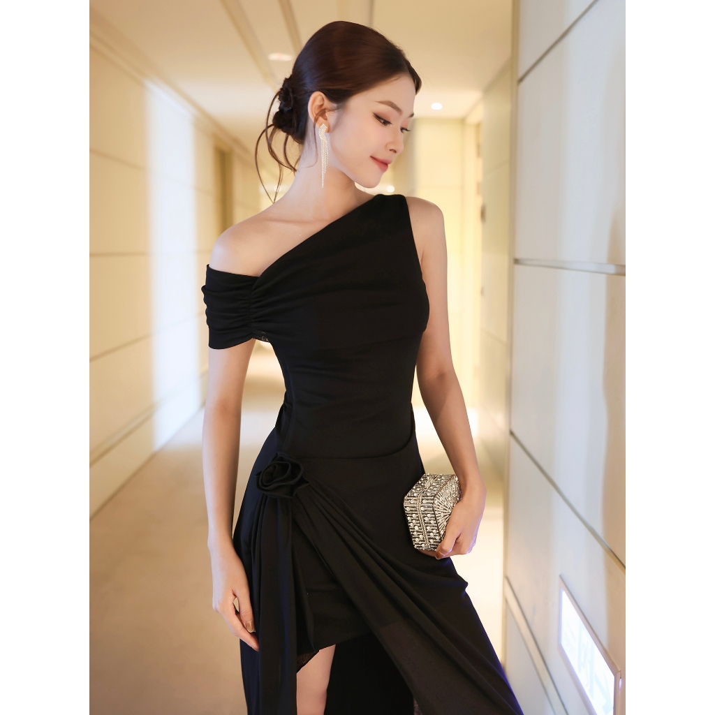 Ảnh Đầm Body Tiệc Dài Lệch Vai Xẻ Tà Chất Thun Giấy - D4374T 2