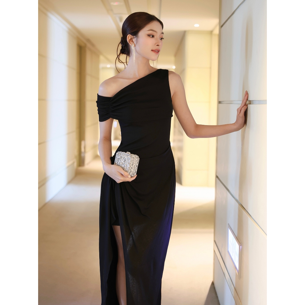 Ảnh Đầm Body Tiệc Dài Lệch Vai Xẻ Tà Chất Thun Giấy - D4374T 4